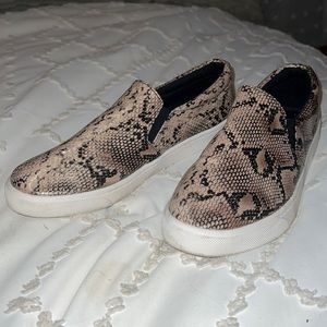 Snakeskin slip-ons!!